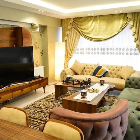 Lux Apartmint In E5 Delta Delux Διαμέρισμα *