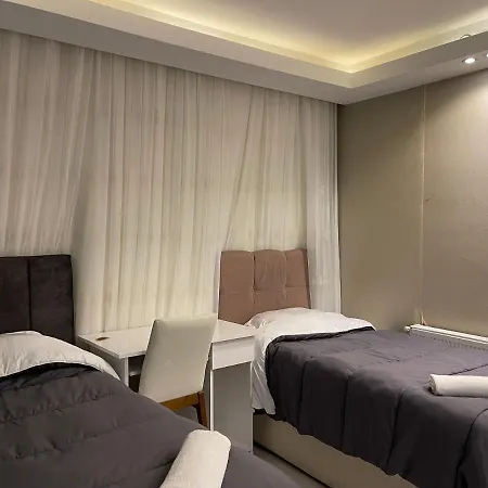 Lux Apartmint In E5 Delta Delux * 伊斯坦布尔